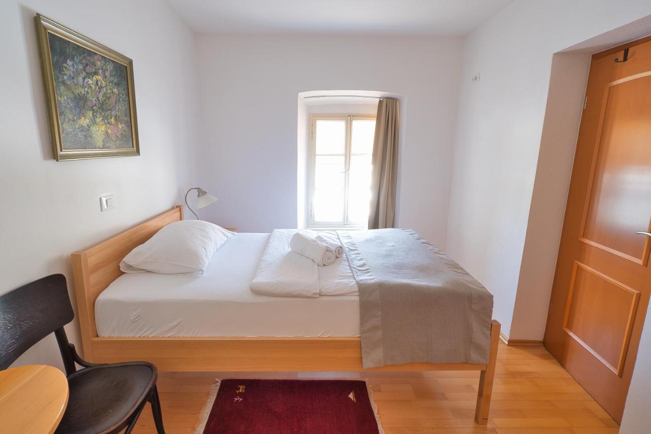 B&B Pod Skalo Kamnik Luaran gambar