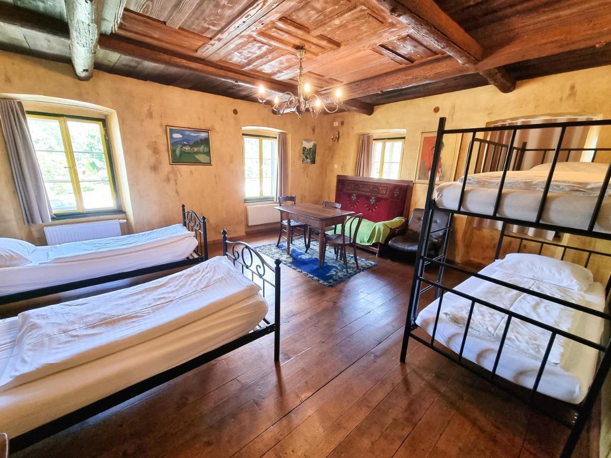 B&B Pod Skalo Kamnik Luaran gambar